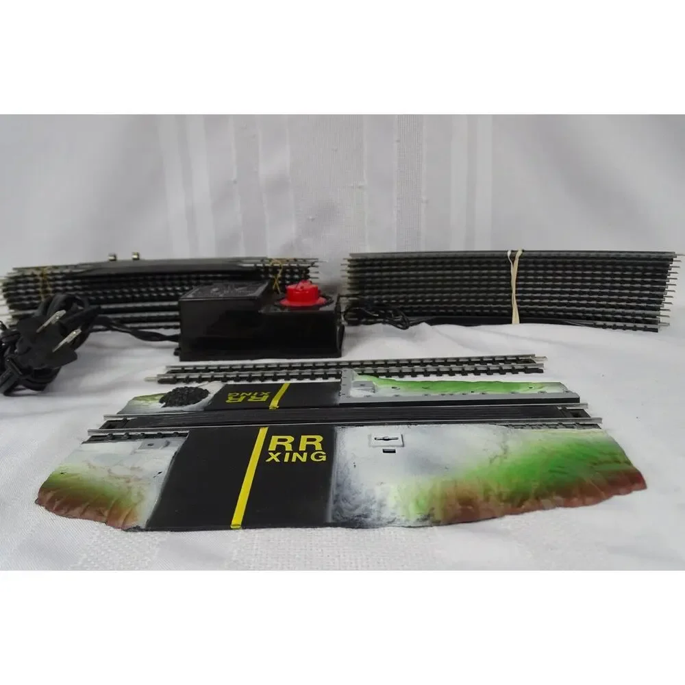 Ho Train Set Lot Life-Like Bachman Cars Engine Tracks Accessories Power Supply